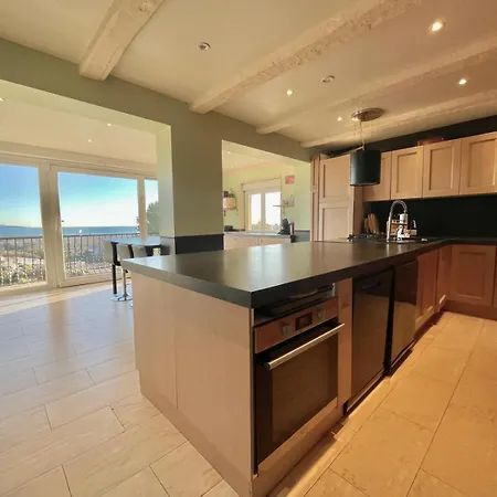 Paloma - Great Location - Sea View - Alps